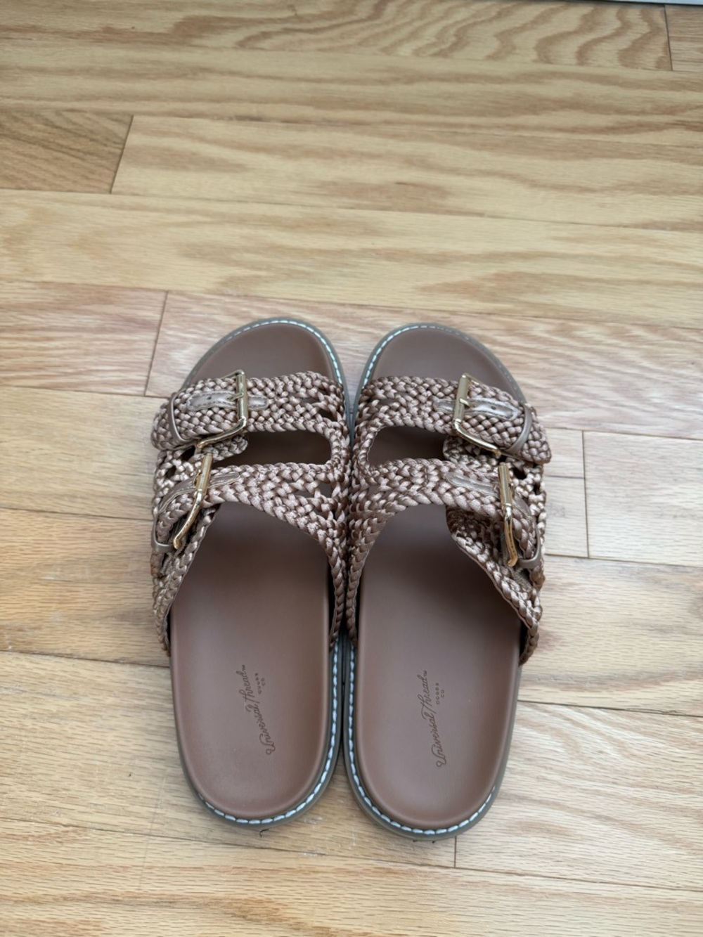 Universal Thread Sandals - Picture 5 of 12